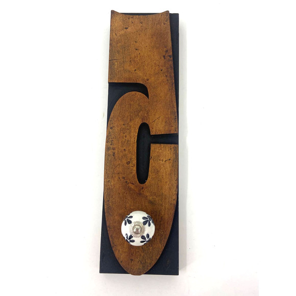 NY Times Antique Print Block Number "5" Wood Type Repurposed Knob Hanger RARE - Picture 1 of 6
